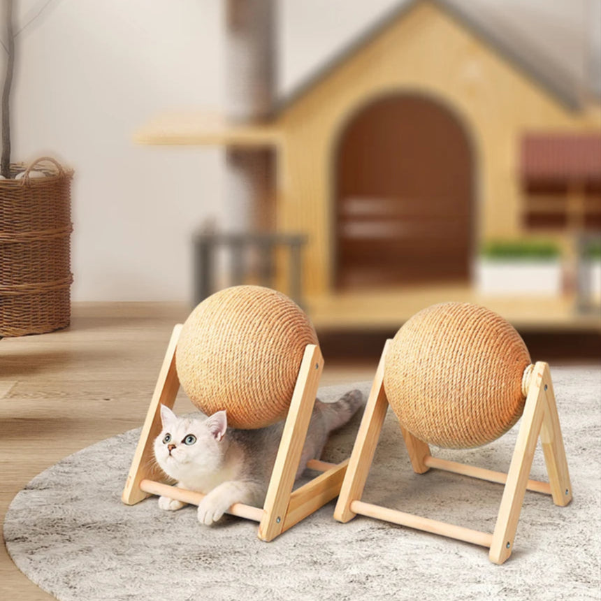 Free-Standing Cat Scratching Ball