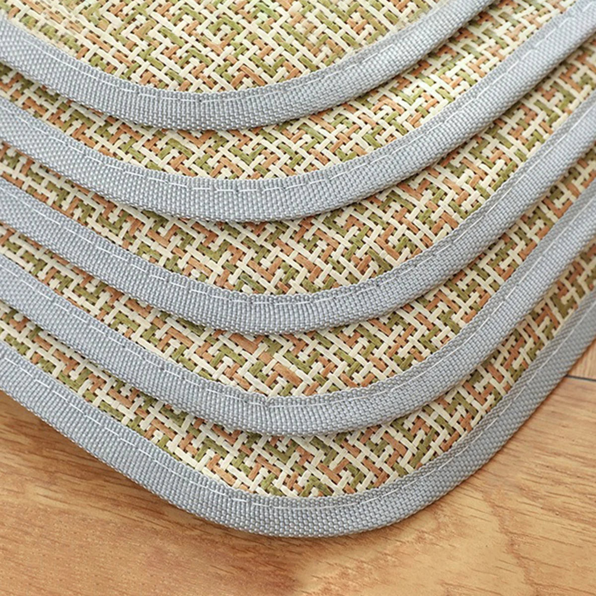 Natural Rattan Dog Mat with Cool-Feel & Non-Slip Base 3