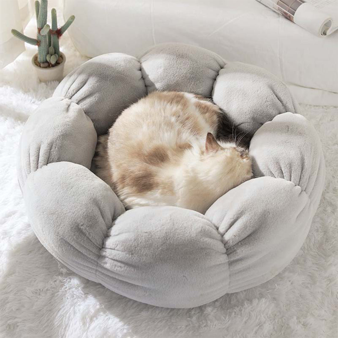 Flower-Shaped-Cat-Bed-Nest-2