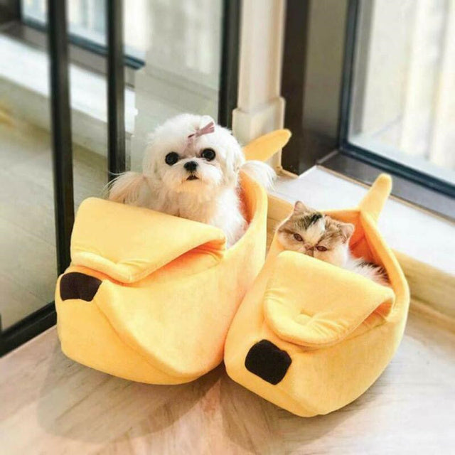 banana-cat-bed-nest-1