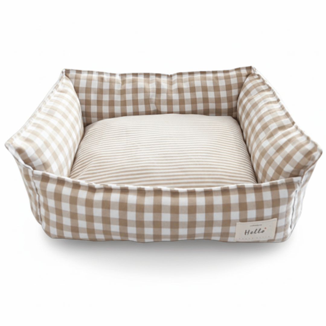 Checkered Pet Bed for Smaller Dogs & Cats