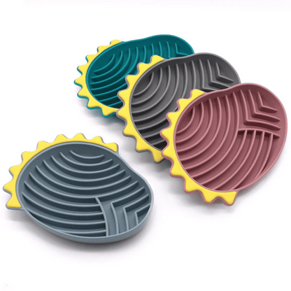 No-Spill Silicone Pet Lick Mat Pad For Small Dogs & Cats 9