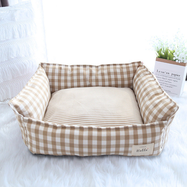 Checkered-Pet-Bed-Sofa-for-Smaller-Dogs-Cats-4