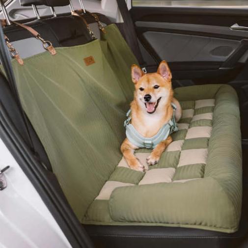 Chessboard-Pattern-Comfy-Car-Seat-Bed-for-Large-Dogs-1