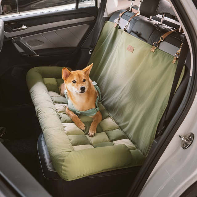 Chessboard-Pattern-Comfy-Car-Seat-Bed-for-Large-Dogs-10