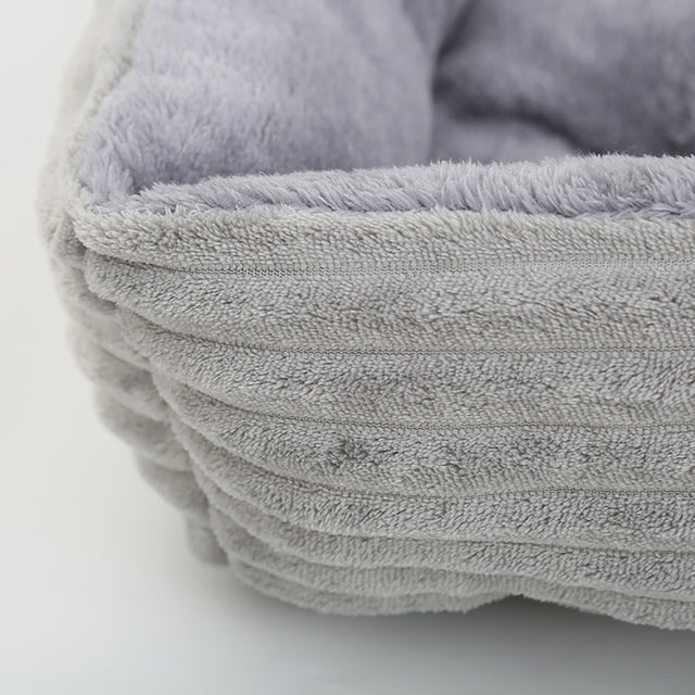 Plush-Calming-Pet-Bed-for-Dogs-and-Cats-3