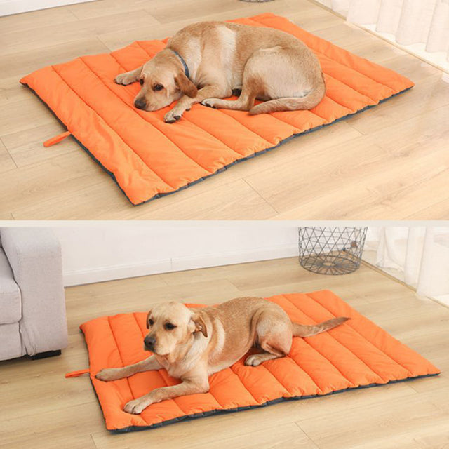 Portable-Waterproof-Dog-Travel-Mat-with-Storage-Bag-2
