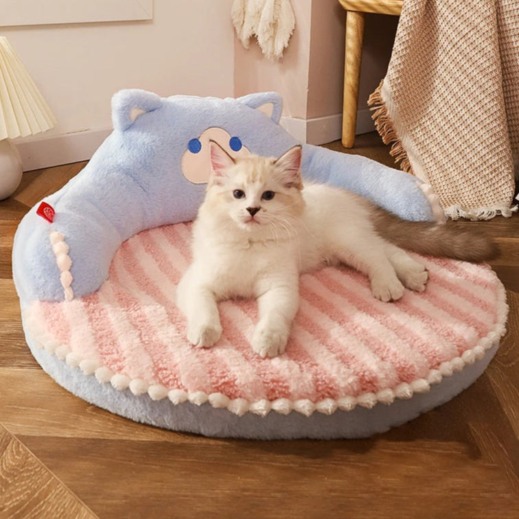 Beautiful Plush Cat Bed 5