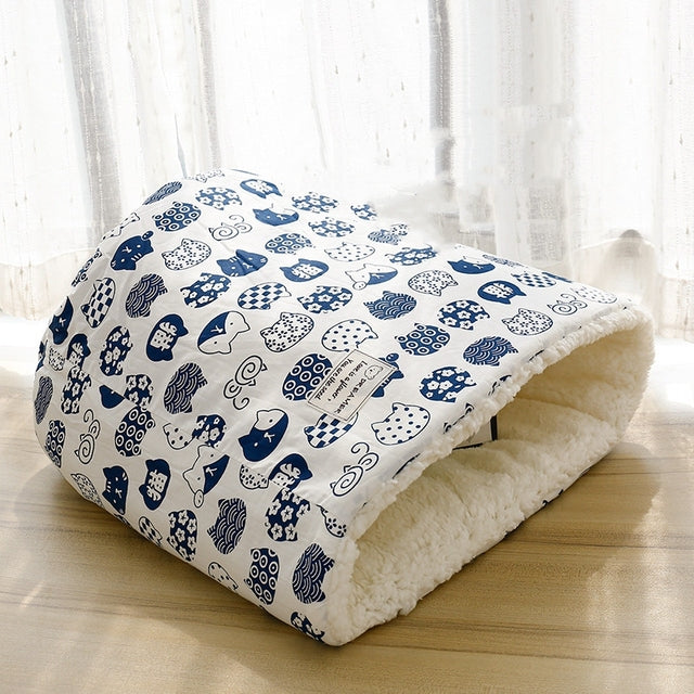 cosy-plush-cat-sleeping-bag-5